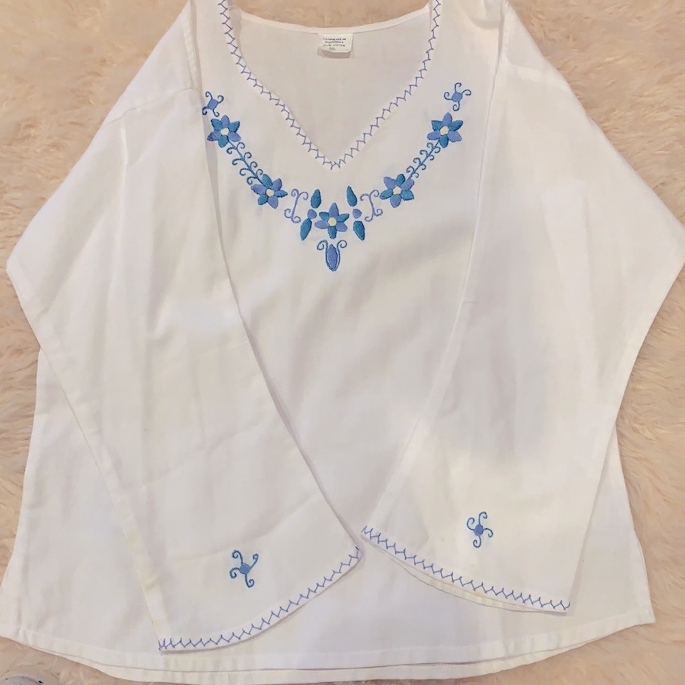 Hand Made Lady’s Top #240 - Picture 9 of 11